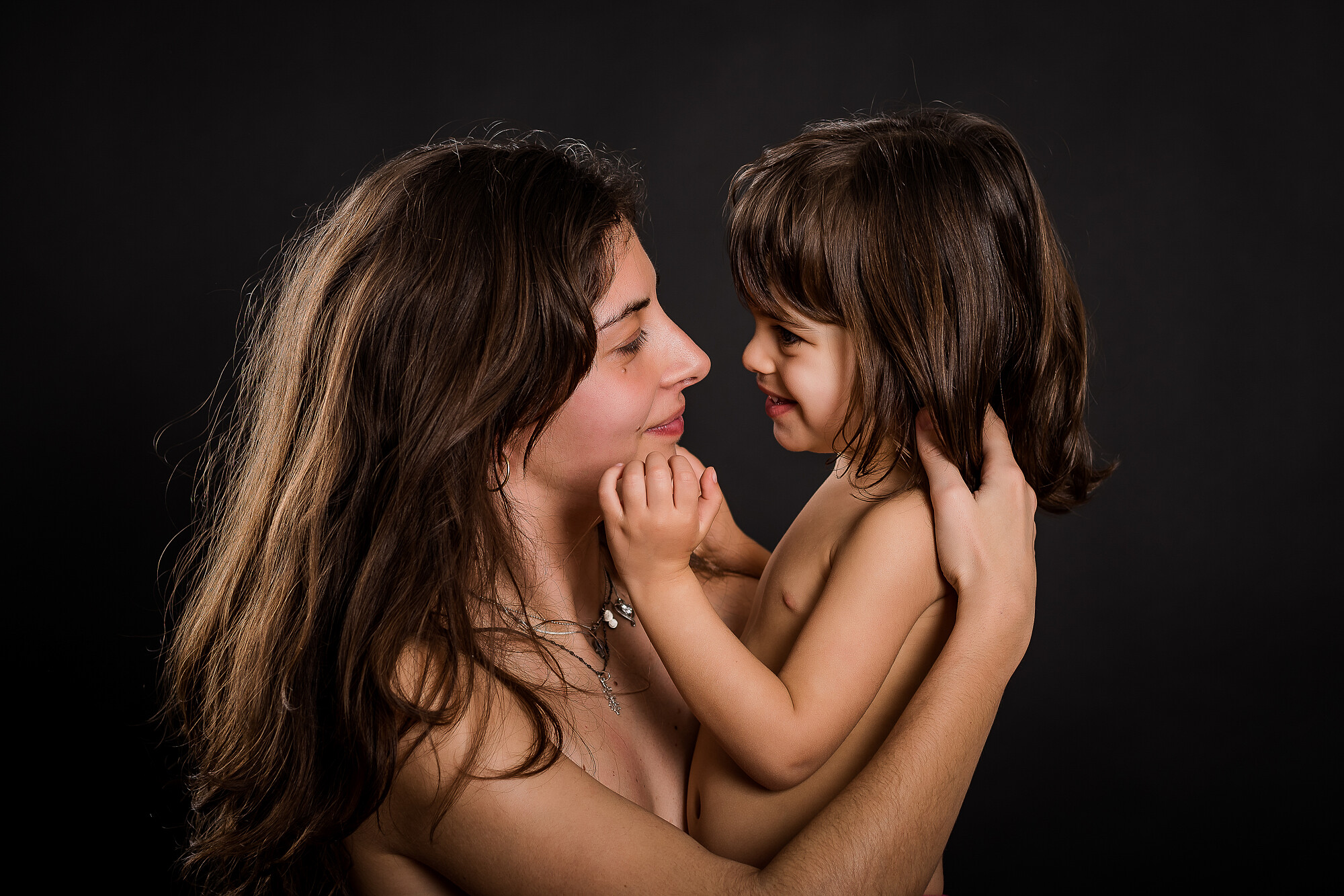 Fotógrafos Huesca. Reportajes de boda, comunion, familia, bebe, premama... - reportajes-de-fotografia-en-huesca-15.jpg